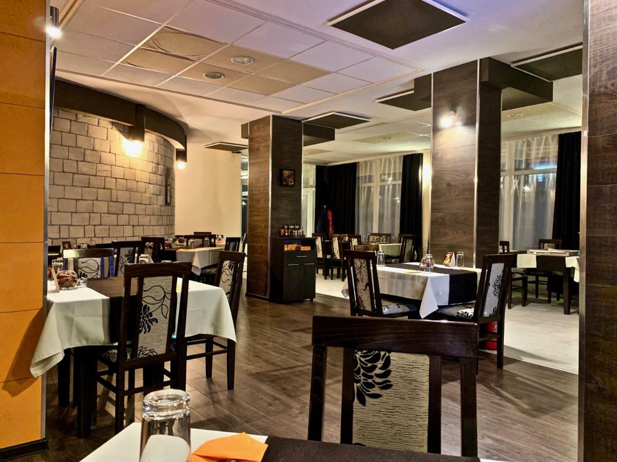 בלוגראדצ'יק Hotel Fort O Bel מראה חיצוני תמונה