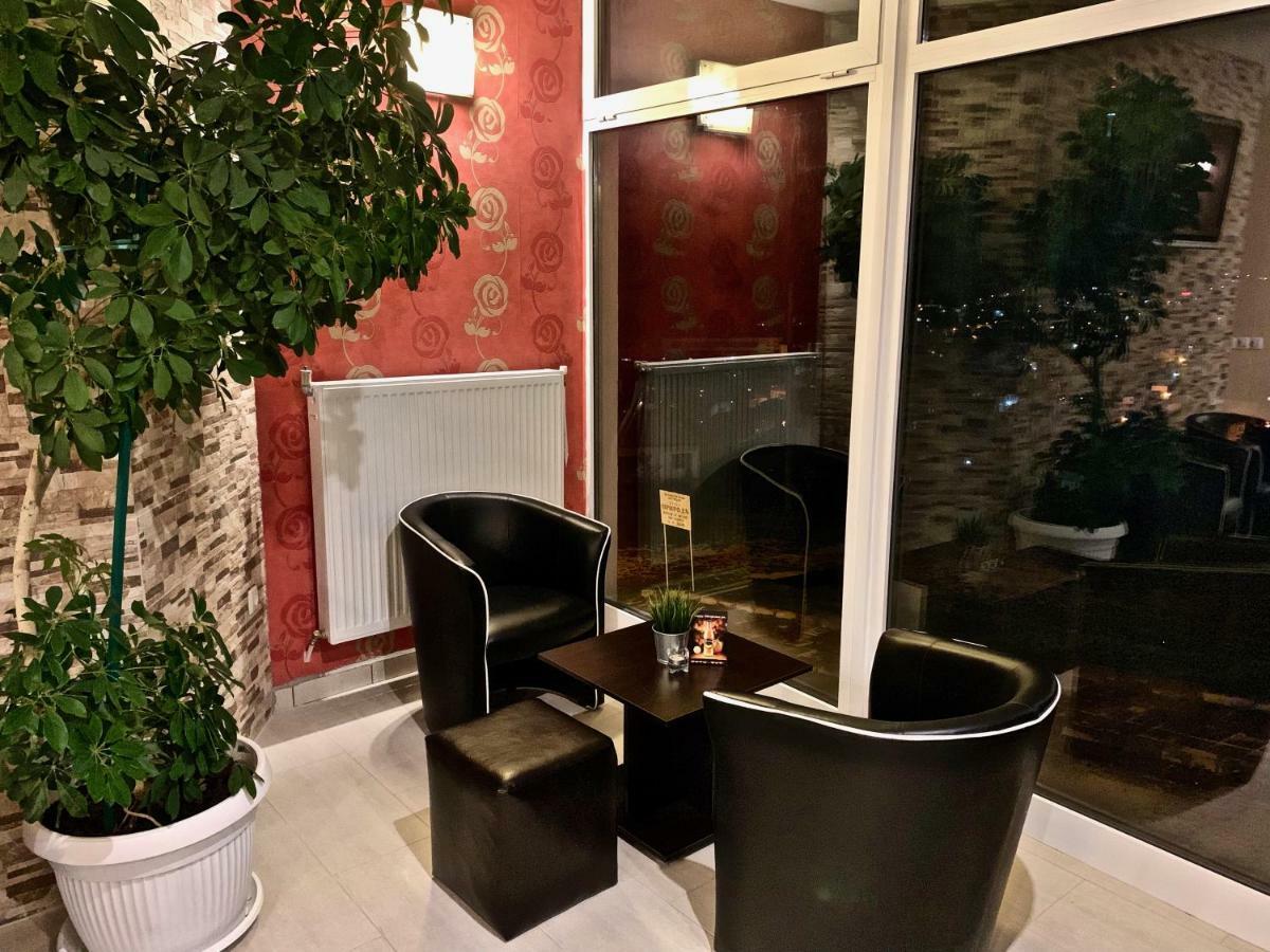 בלוגראדצ'יק Hotel Fort O Bel מראה חיצוני תמונה