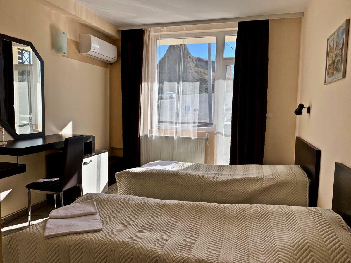 בלוגראדצ'יק Hotel Fort O Bel מראה חיצוני תמונה